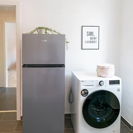 Deluxe Koblenz Flat, Parken, Netflix, Ruhig Апартаменты *